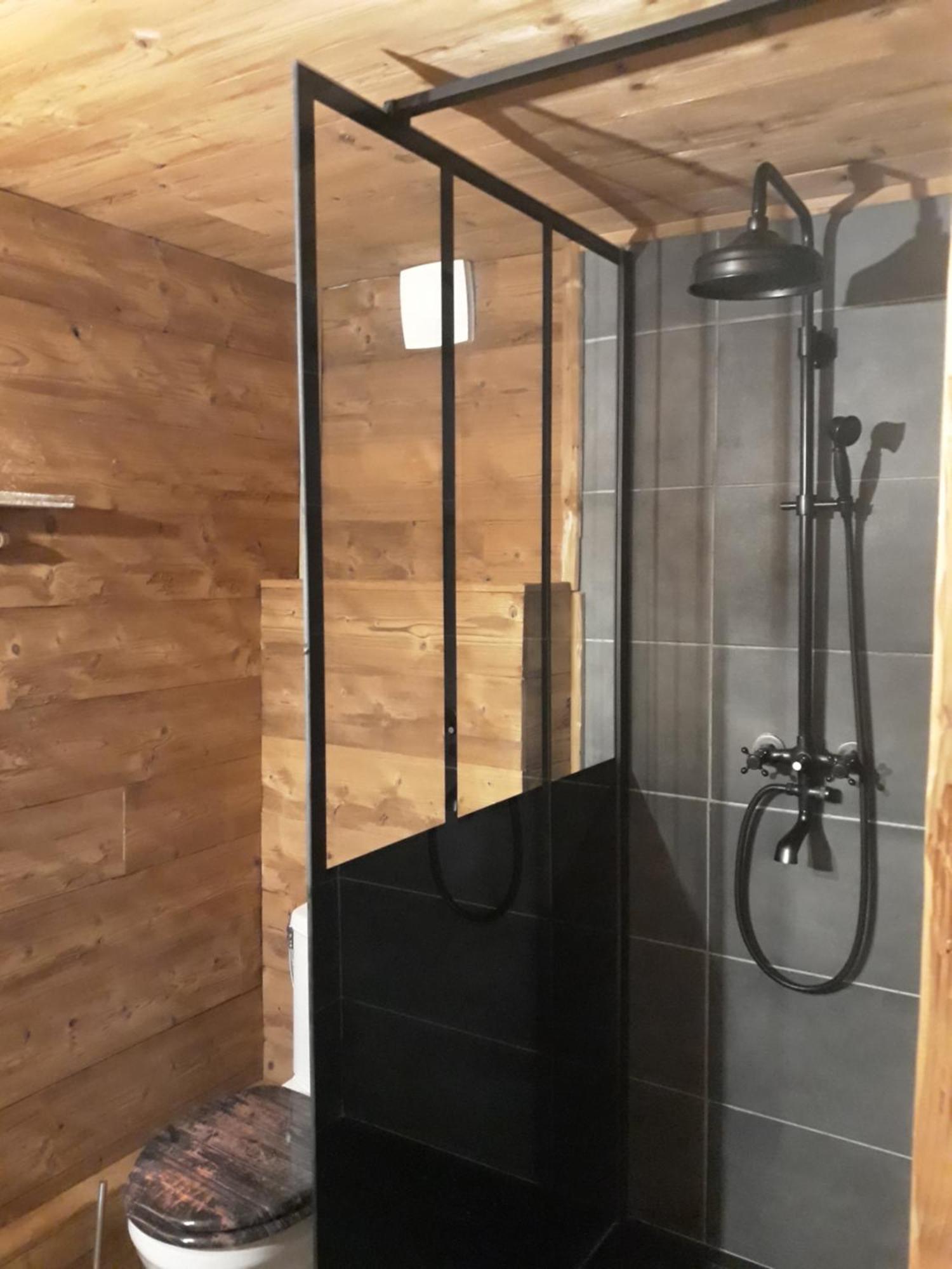 L'Entre 2 Cols Bed & Breakfast Saint-Martin-sur-le-Chambre Bagian luar foto